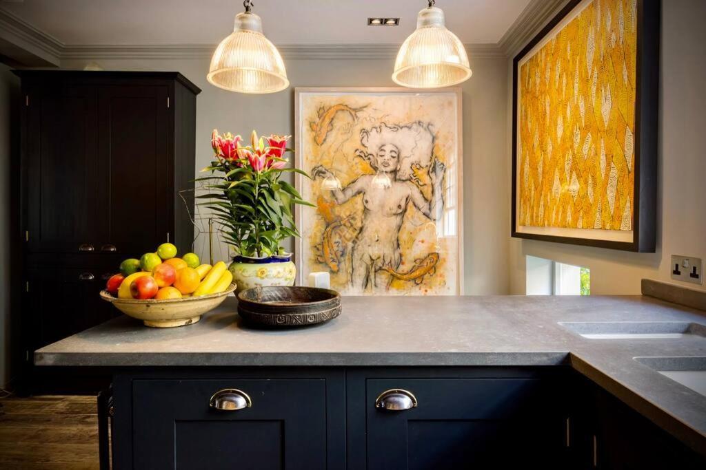 Kings Cross, Self-Contained House & Private Garden Villa London Kültér fotó