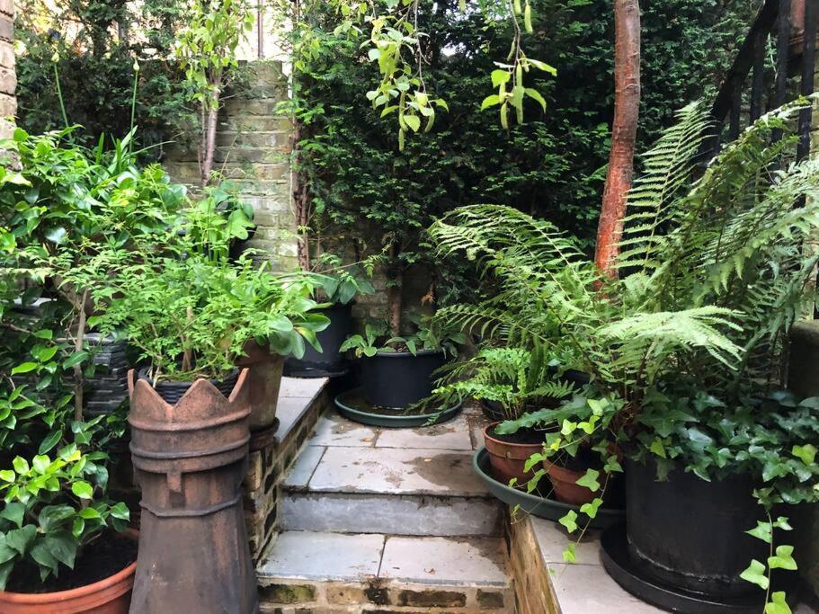Kings Cross, Self-Contained House & Private Garden Villa London Kültér fotó